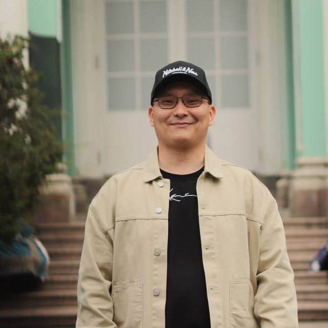 Игорь Васильев